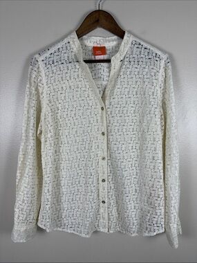 hearts of palm Ivory Lace Button-Up Blouse. Size 10